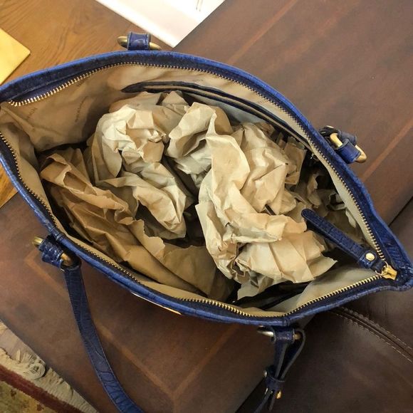 BRAHMIN Blue Crocodile Leather Top Zipper Closure Shoulder Bag - Picture 6 of 17